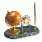 Настольный сувенир - набор глобус ант., часы, ручка (зел. мрамор)